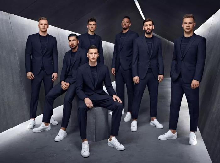 世界杯各队穿啥西装？德国Boss配小白鞋，英格兰西装几百块，法国2万高定…